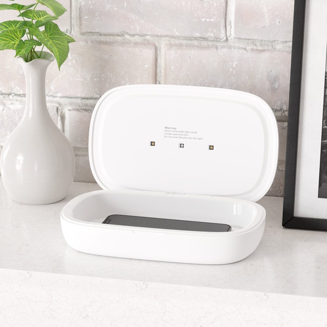 Clean Charge open with a phone inside